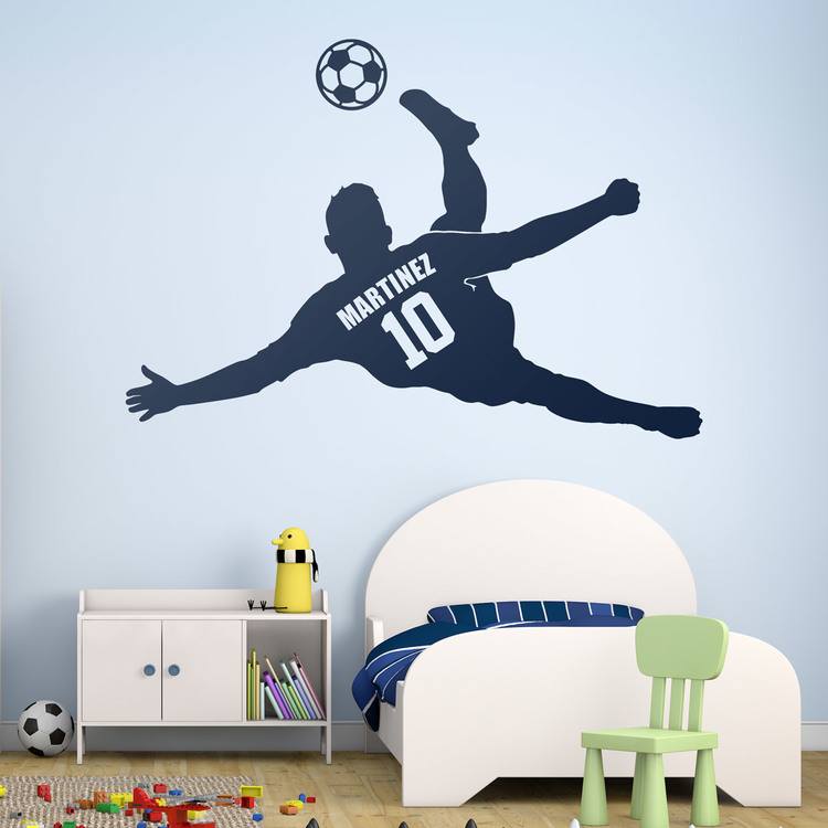 Stickers pour enfants: Silhouette d'un enfant footballeur réalisant une b